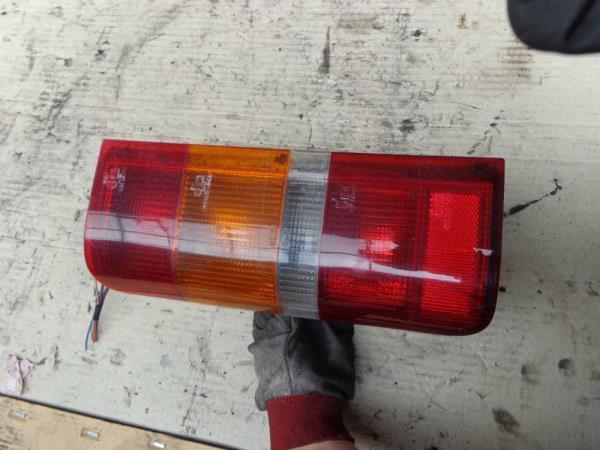 FEU ARRIERE GAUCHE FORD COURRIER - Vue 1